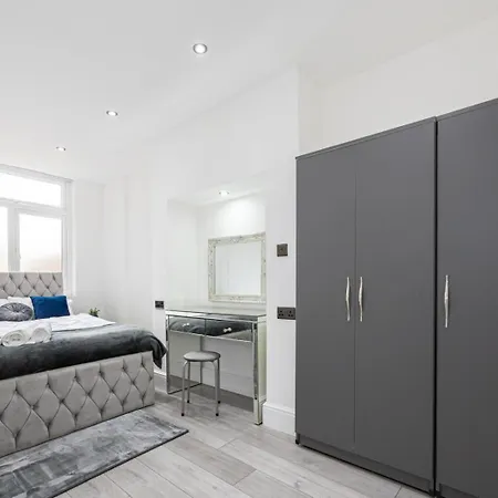 Westpoint Luxury Apartment Manchester Room photo